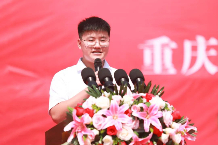 oBYW_1692844520066042097.jpg IMG_9930.jpg