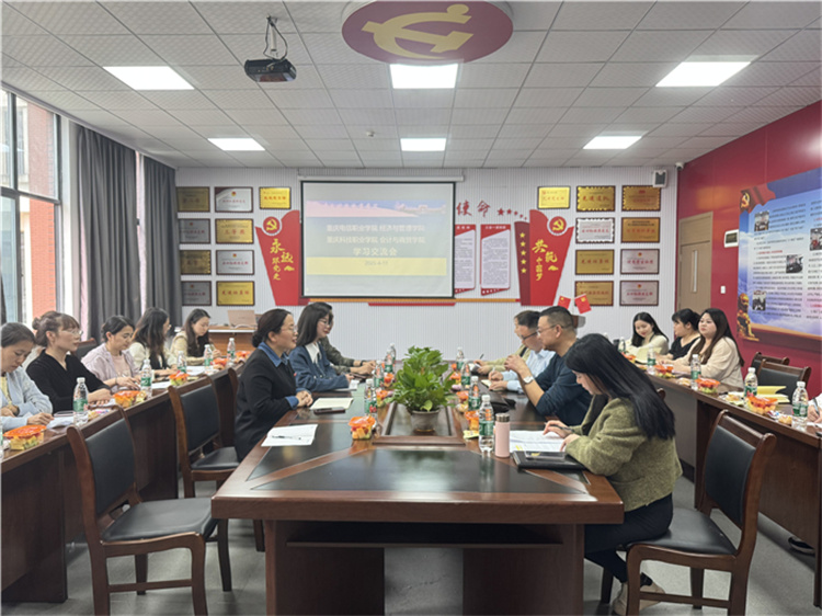 SaFh_1744870275654087502.jpg IMG_3784.HEIC.jpg