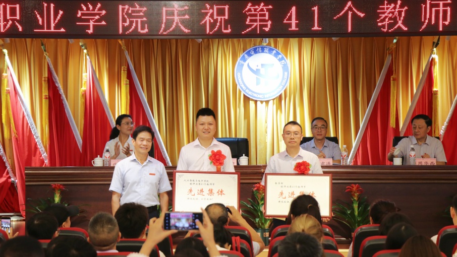 wPCx_1758509689312059352.jpg MEITU_20250910_174730566.jpg